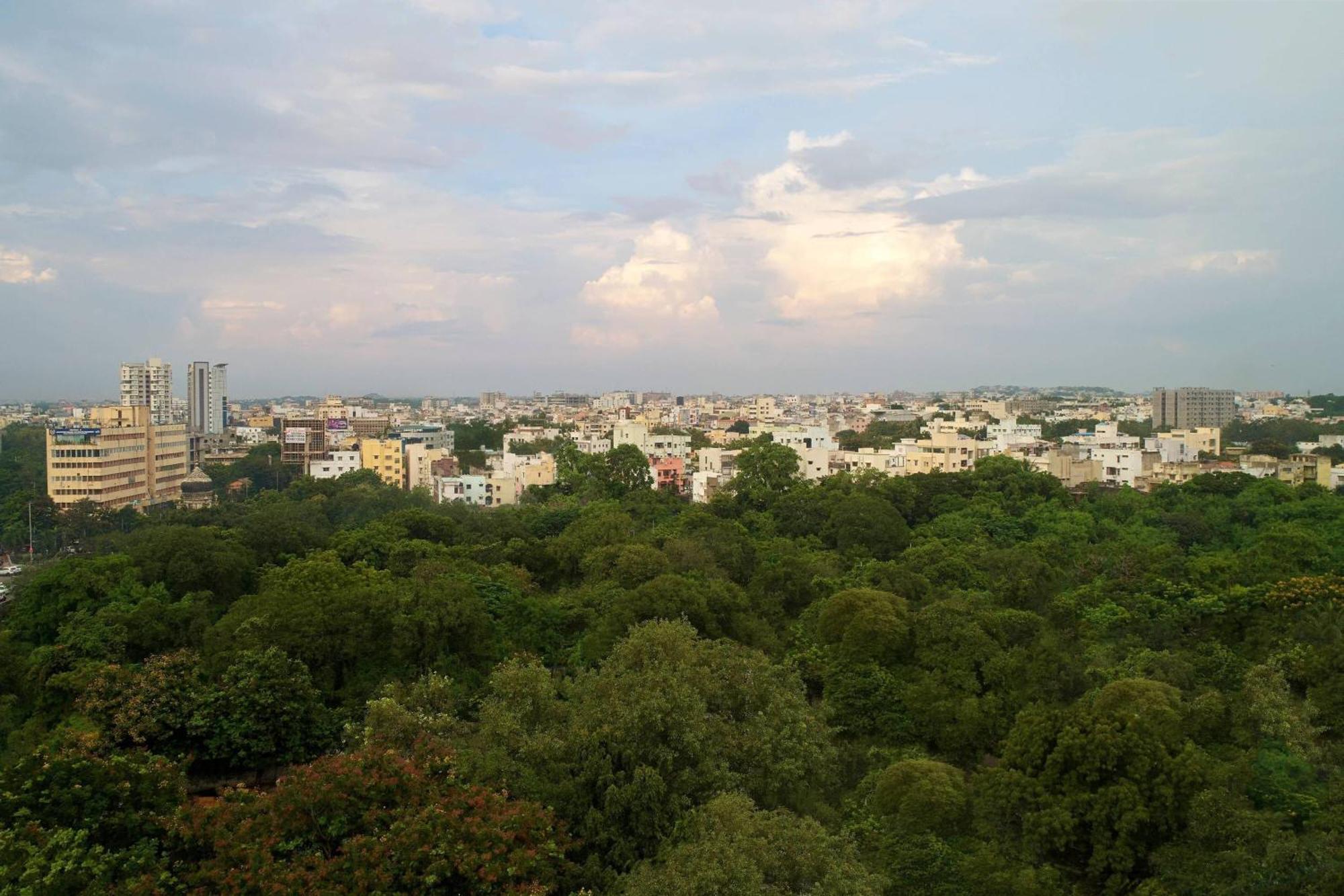 Marriott & Convention Centre 5* Hyderabad