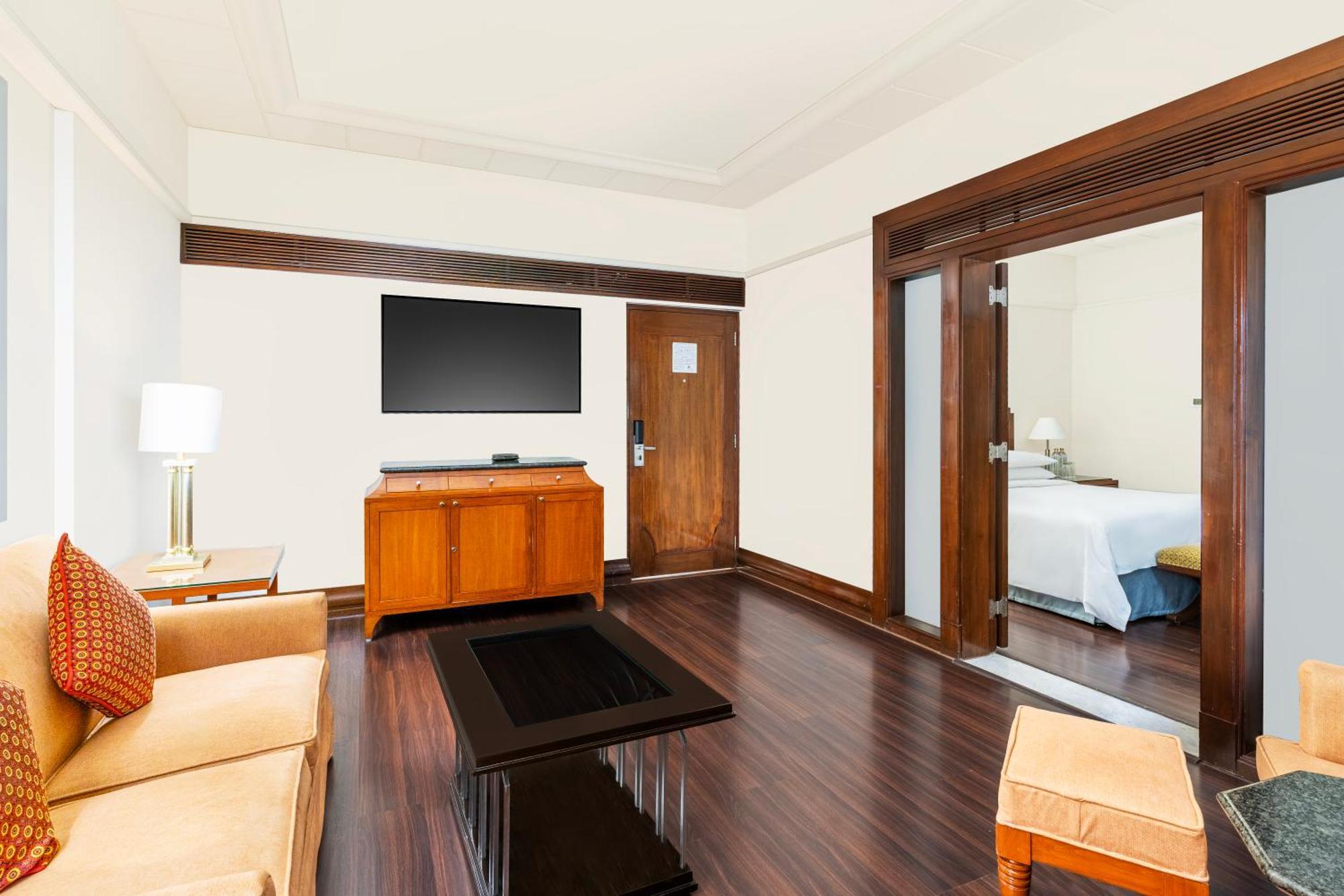 Hotel Marriott & Convention Centre 5*